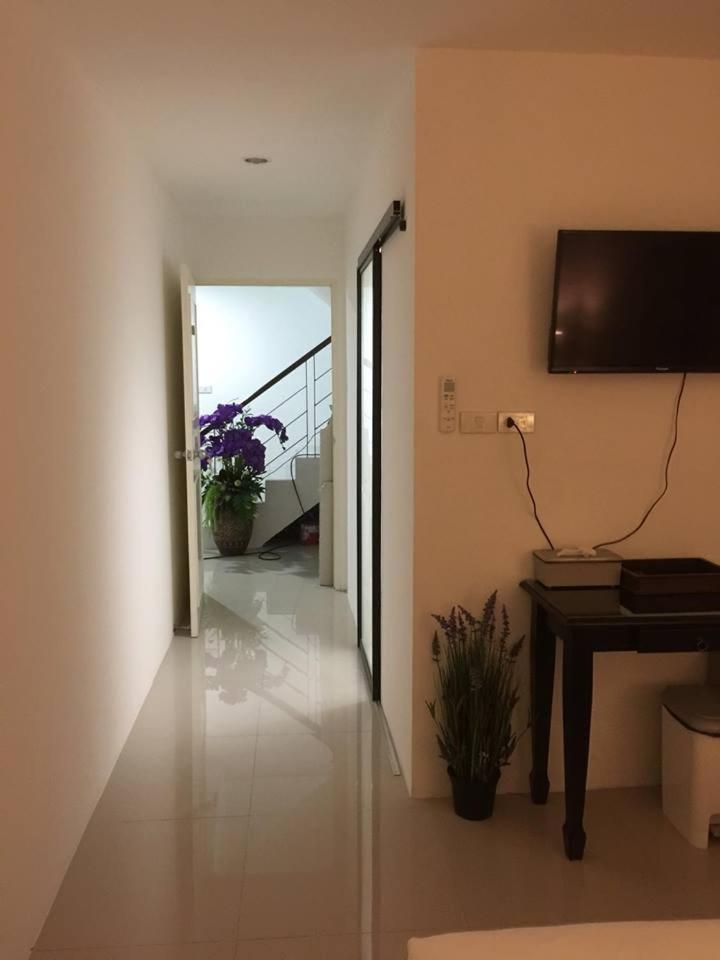 Baba Guest House Kamala Beach Eksteriør billede