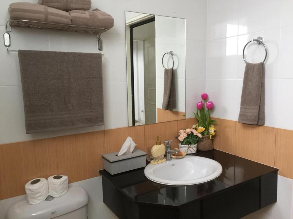 Baba Guest House Kamala Beach Eksteriør billede