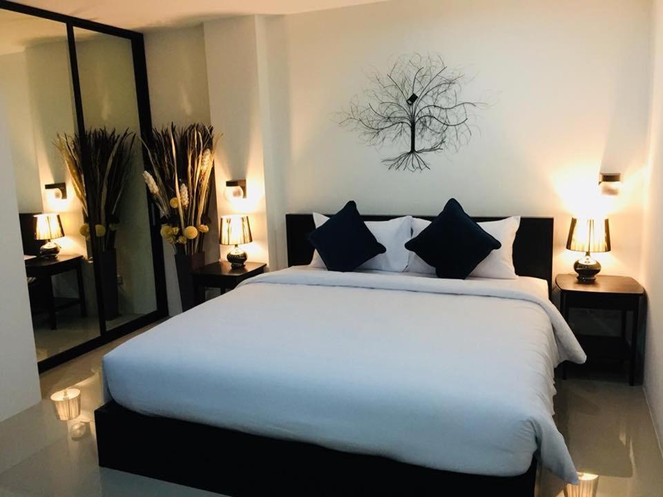 Baba Guest House Kamala Beach Eksteriør billede